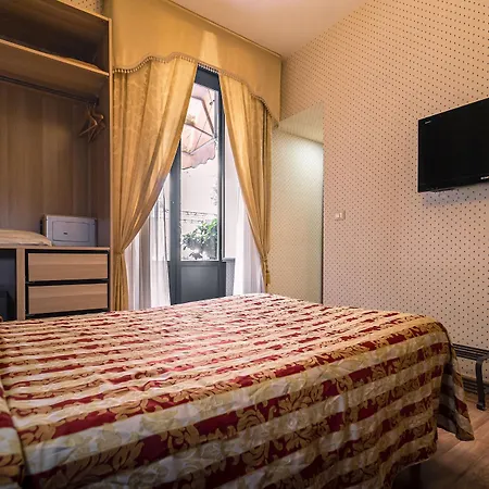 Hotel Romeo