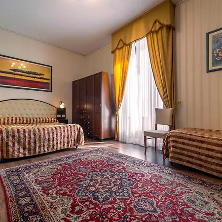 Romeo Hotel
