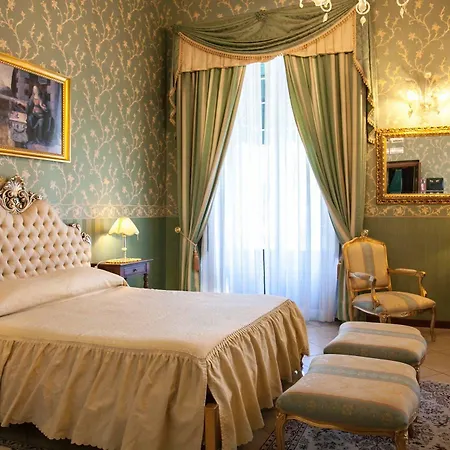 Hotel Romeo CTA